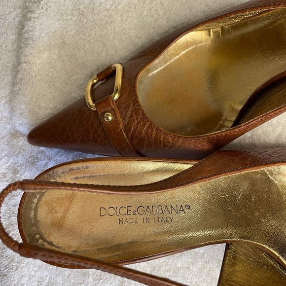 Dolce and Gabbana low slingback pumps - Picture 7 of 9